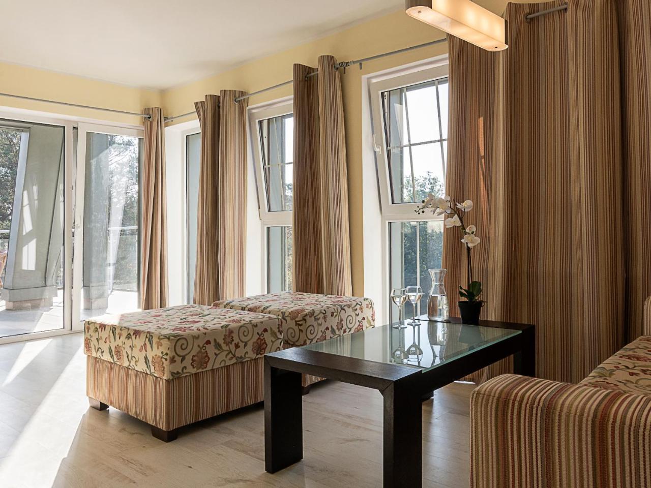 Vacationclub - Rezydencja Bursztyn Apartament 31 斯维诺乌伊希切 外观 照片